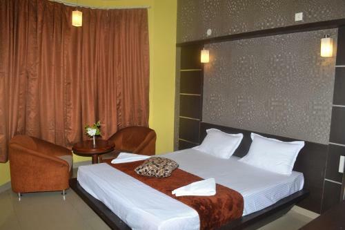 Hotel Ramya Residency