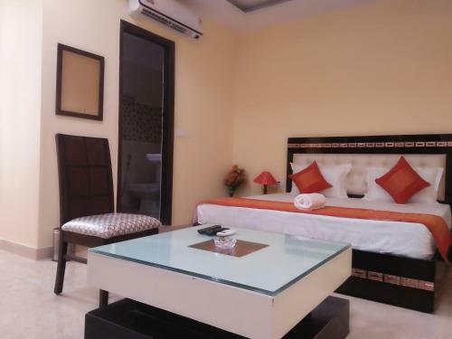 Hostal Aerocity Hotel Ashoka Palace