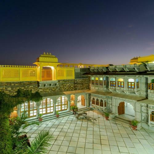 Haveli Gokul Niwas