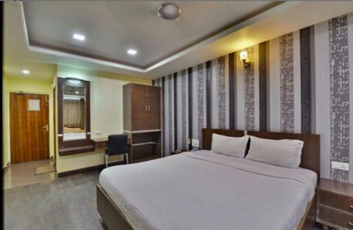 Hotel Puneet International
