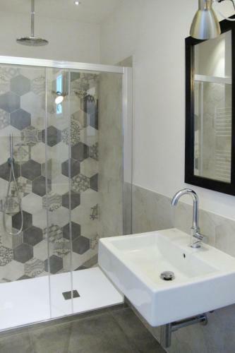 Apartamento ;casa Monica 412s