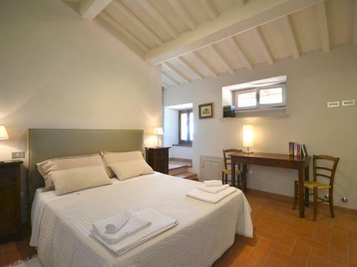Adatti Villa Sleeps 12 Pool Wifi