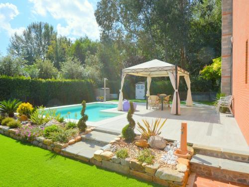 Beautiful Villa In Lucca With Swimming Pool