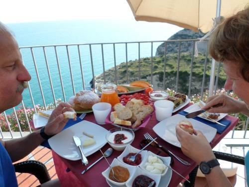 Baia Scirocco Bed And Breakfast