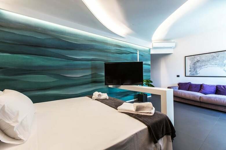 Hostal The Boutique Napoli Suite