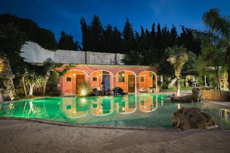 Bed & Breakfast Luxury Villa Crilugi