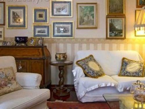 Laveno-mombello Villa Sleeps 8 Pool Wifi