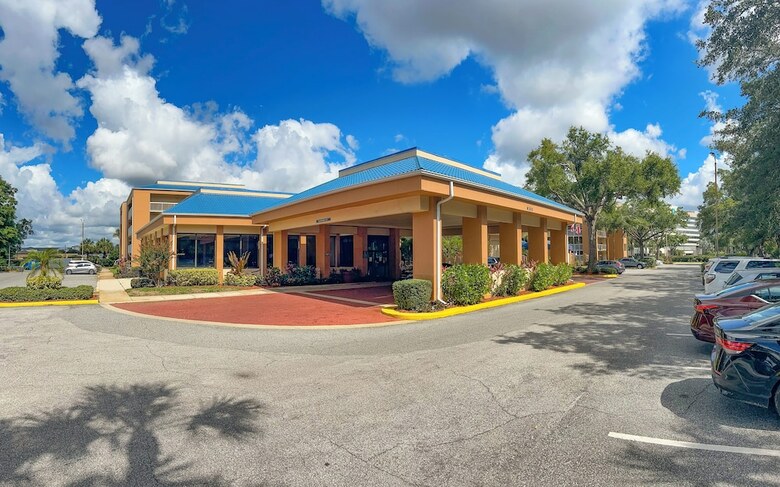 Hotel Monreale Express & Studios Idrive District