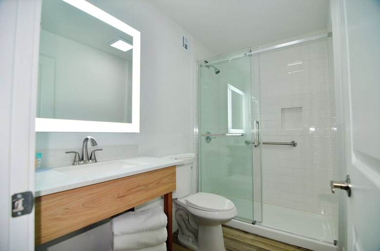 Hotel Monreale Express & Studios Idrive District