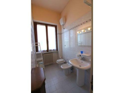 Monte San Savino Villa Sleeps 8 Pool Wifi