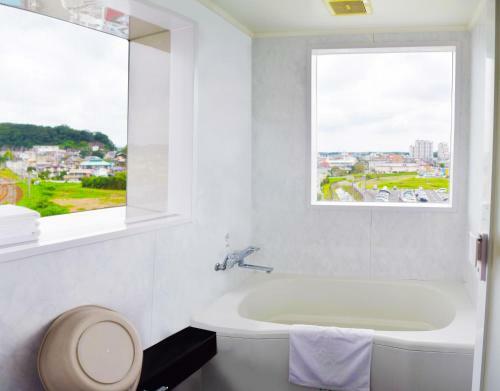 Sakura Hotel Oami
