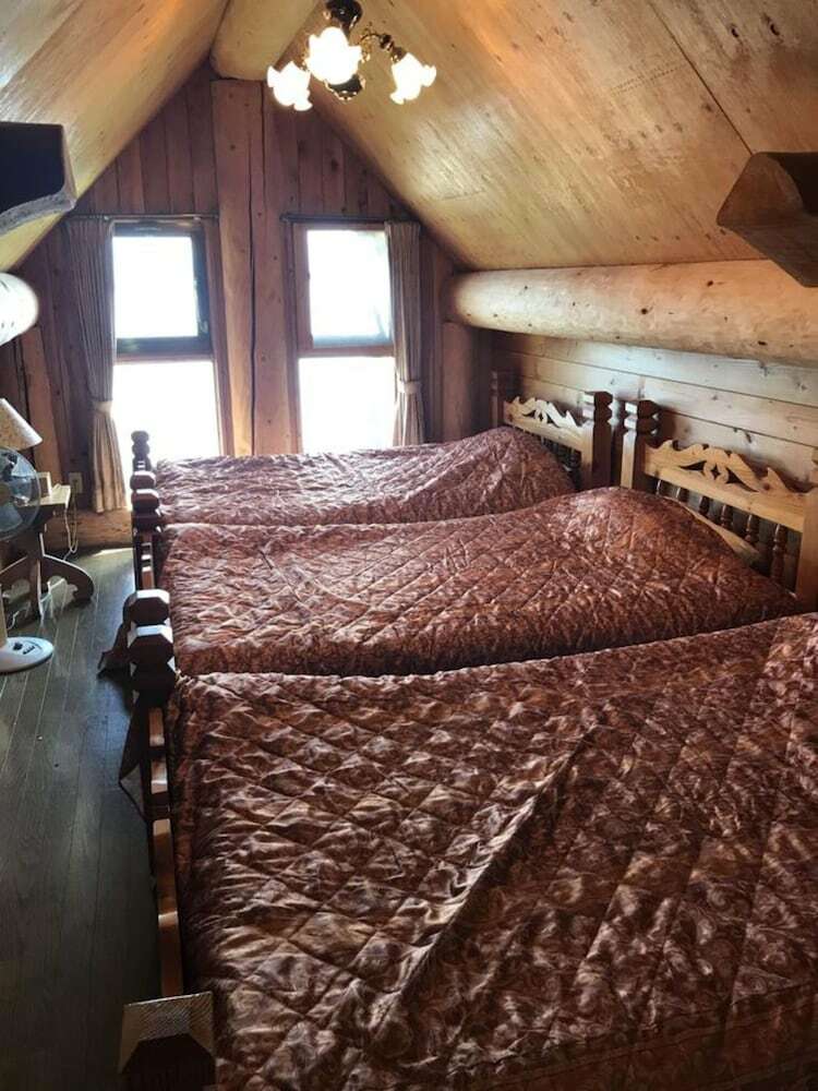 Lodge Kitutuki Canadian Club