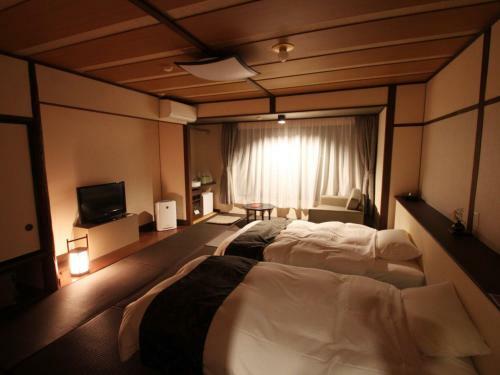 Fukumitsu Hanayama Onsen