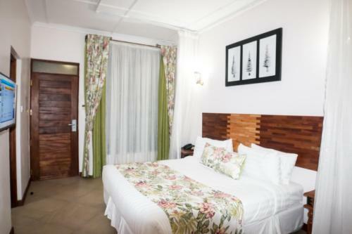 The Smith Hotel