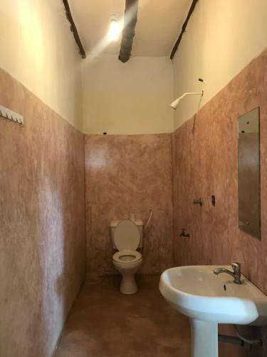 Hotel Travellers Inn Resort Malindi