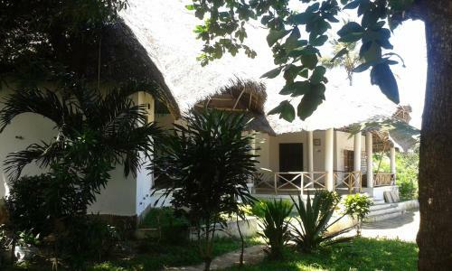 Hotel Travellers Inn Resort Malindi