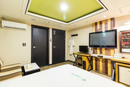 Motel E Hotel