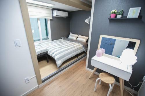 Hostal Twins Guesthouse