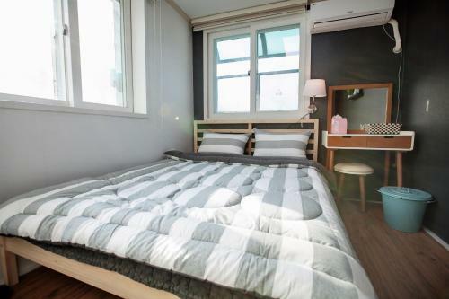 Hostal Twins Guesthouse
