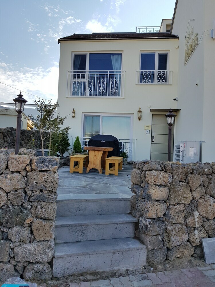 Hani Haus
