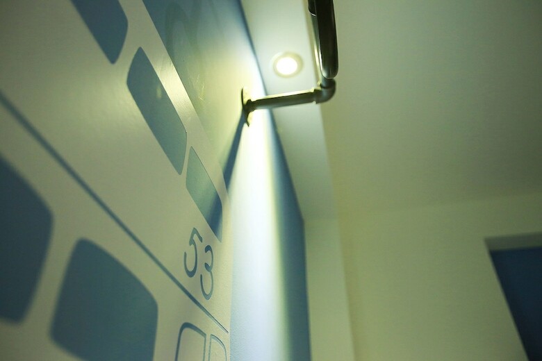 Motel Hotel Bus