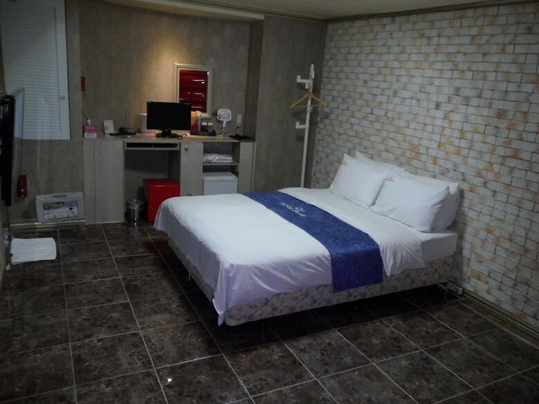 Songdo Blue Hotel