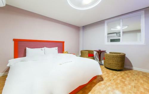 Changwon Sky Motel