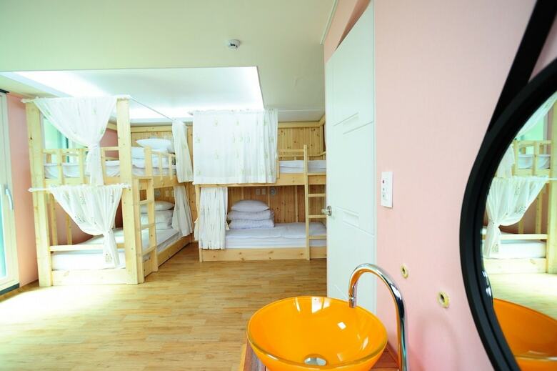 Hostal Good Guesthouse