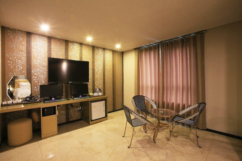 Sillim Hotel Urban