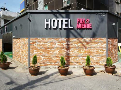 Bupyeong Fox Avenue Hotel