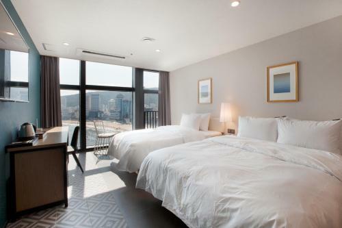 Hotel Gwangalli Brown Dot D Minlak