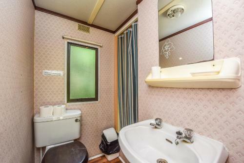 Hostal Camping Mindunai