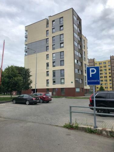 Mantas Apartments