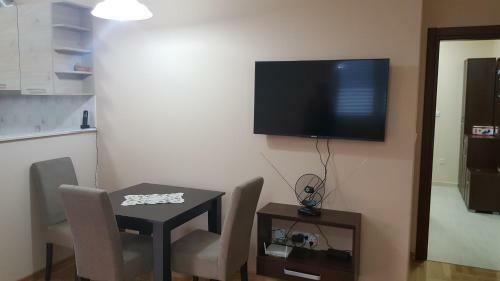 Nikolina Apartments