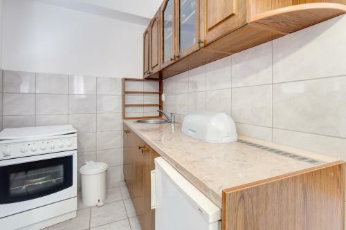 David & Hanna Apartments