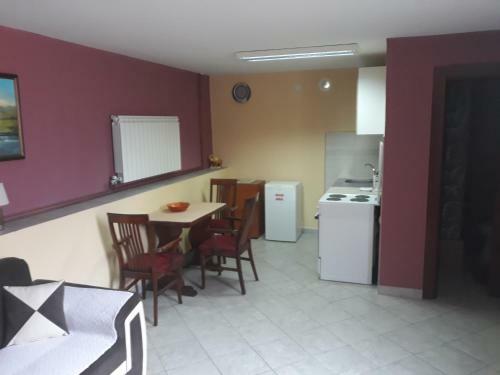 Apartments Deli?