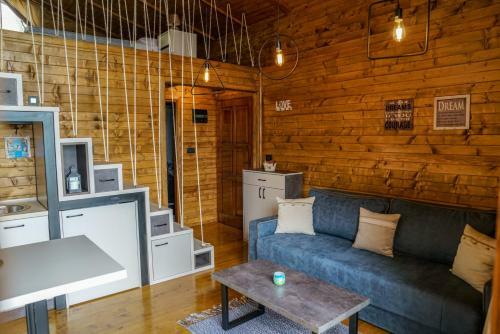 Lodge Enjoy River House