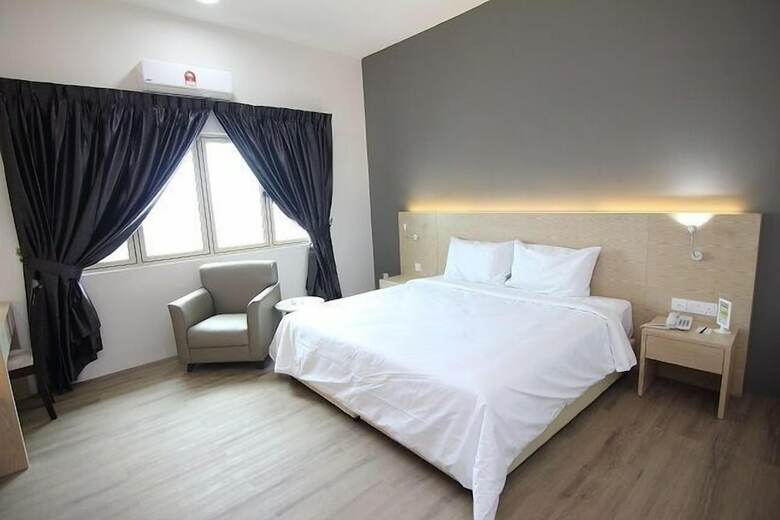 Summit Signature Hotel Batu Pahat