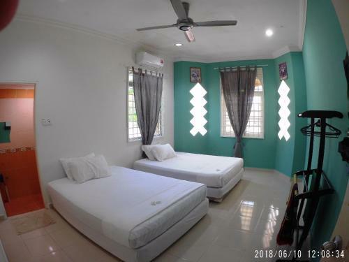 Hostal Fbs Guesthouse Dungun