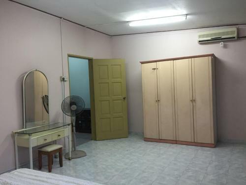 Hostal Tinko Guesthouse