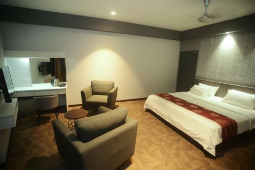 Star-well Hotel