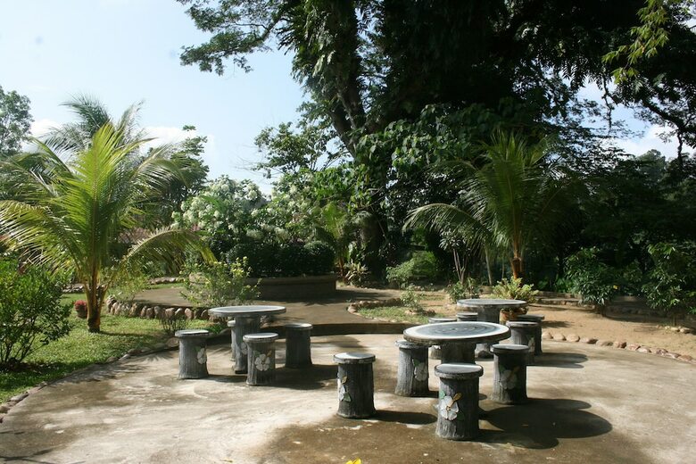 Hostal Balai Serama Guesthouse