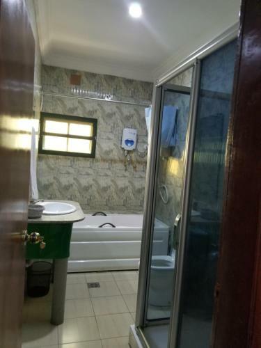 Hotel Ragaray Executive Suites