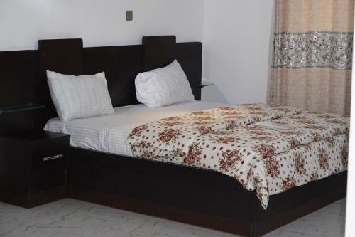 Hotel Ragaray Executive Suites