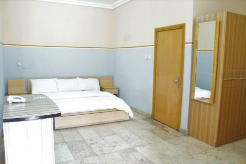 Daneto Hotel And Conference Center