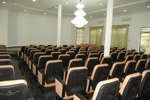 Daneto Hotel And Conference Center