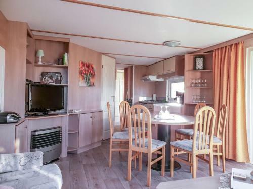 Holiday Home Wiringher Chalet 49