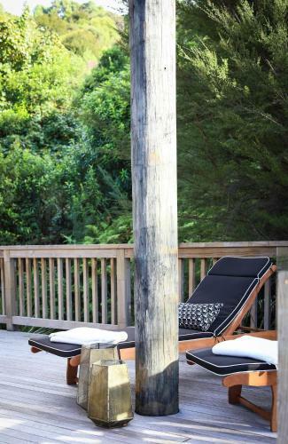 Bed & Breakfast Serenity Lodge