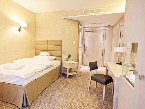 Hotel Columna Medica