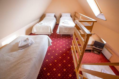 Hotel Skalny Dworek